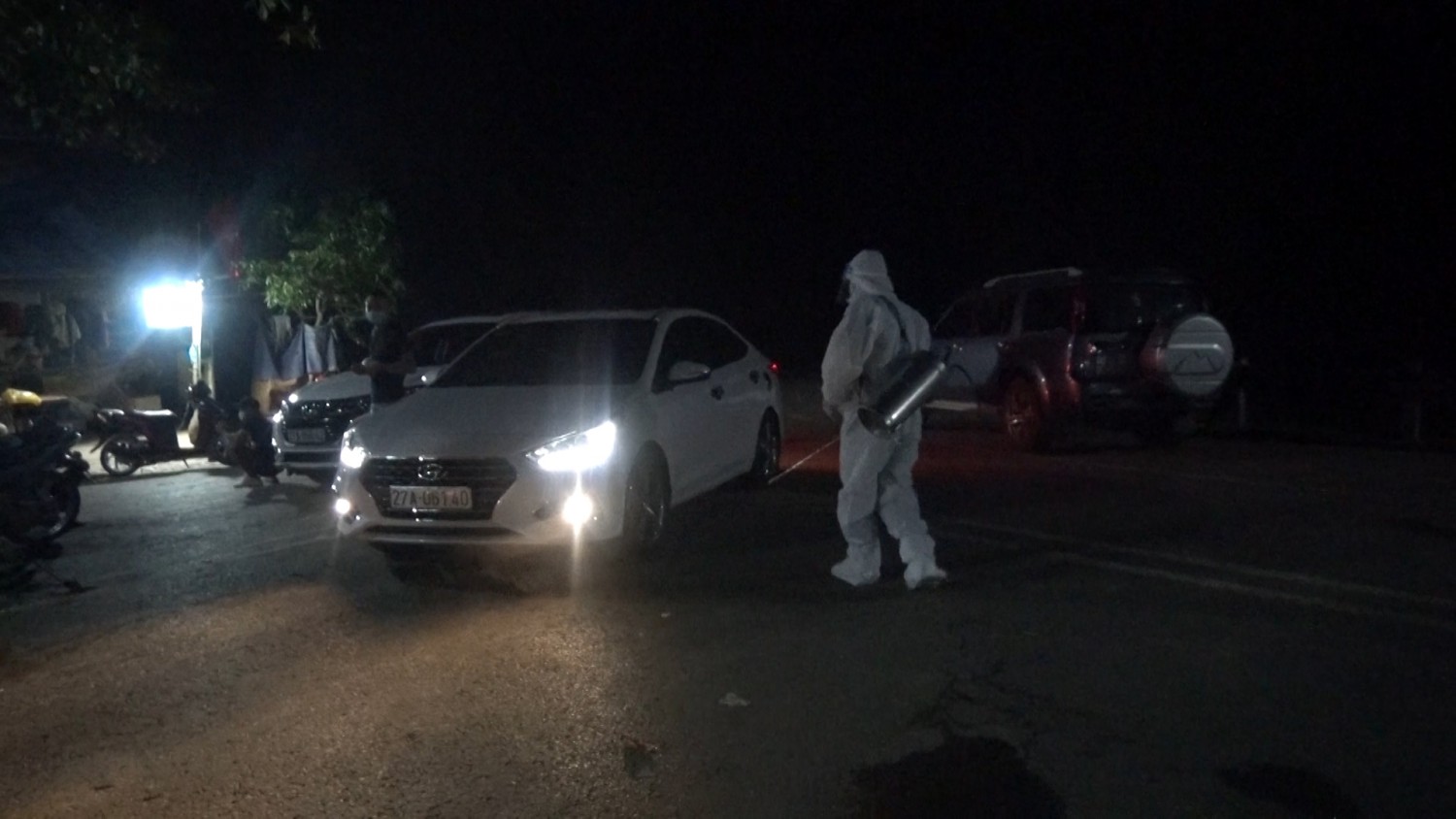 Vững vàng “lá chắn” chống dịch nơi cửa ngõ