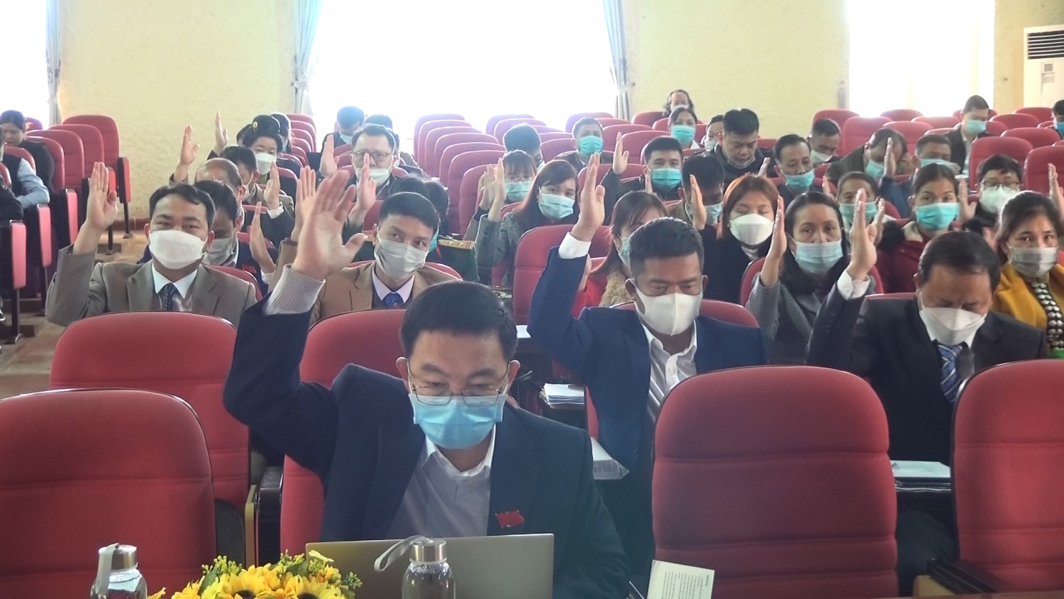 Kỳ họp thứ 3 HĐND huyện Tuần Giáo thành công tốt đẹp, thông qua nhiều nội dung quan trọng