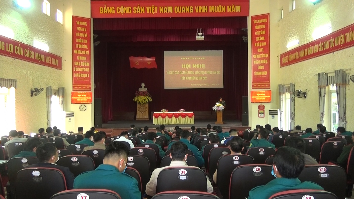 Hội nghị tổng kết công tác Quốc phòng-quân sự địa phương năm 2021, triển khai nhiệm vụ năm 2022
