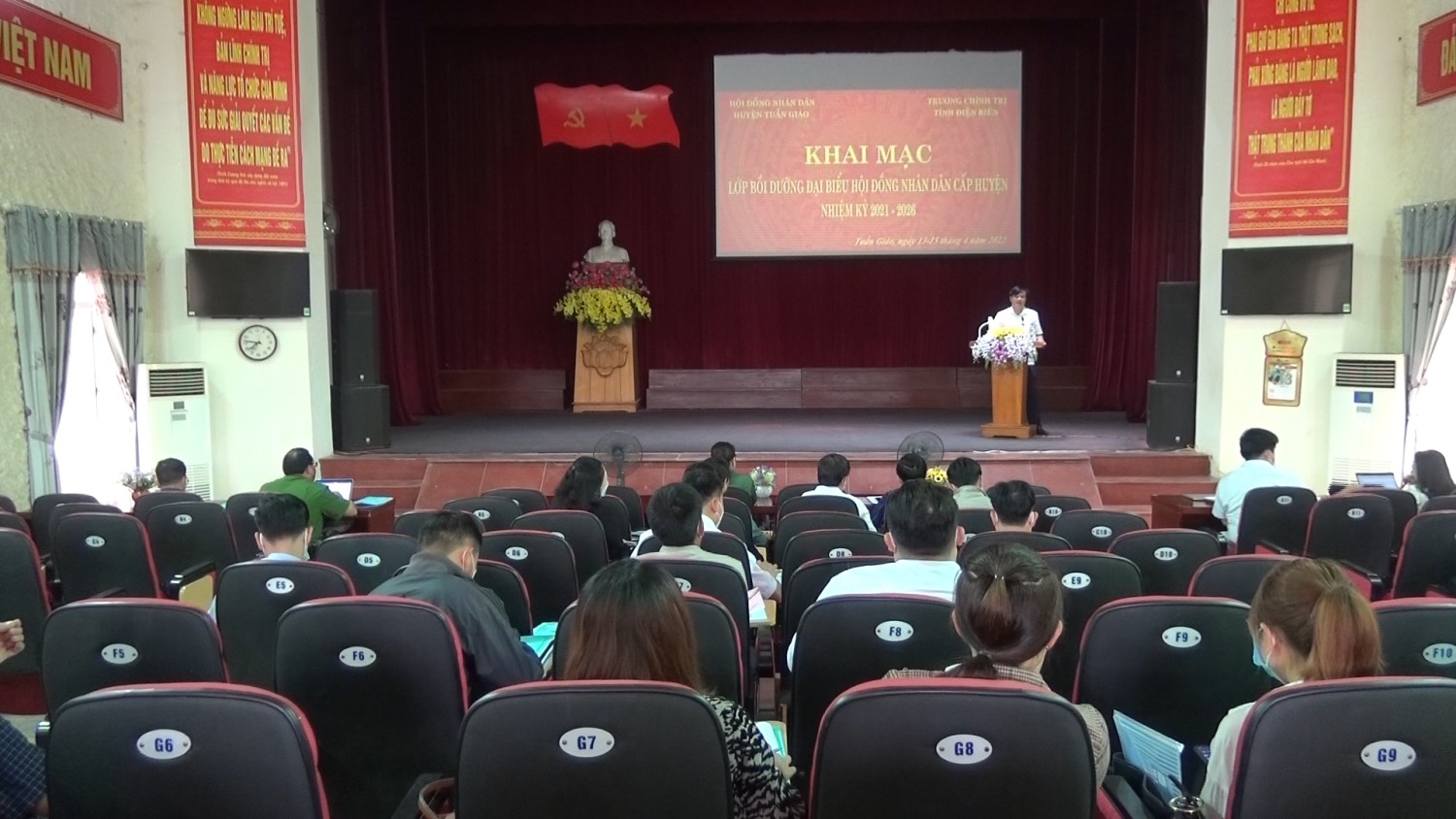 Khai mạc lớp bồi dưỡng đại biểu HĐND cấp huyện Nhiệm kỳ 2021 - 2026