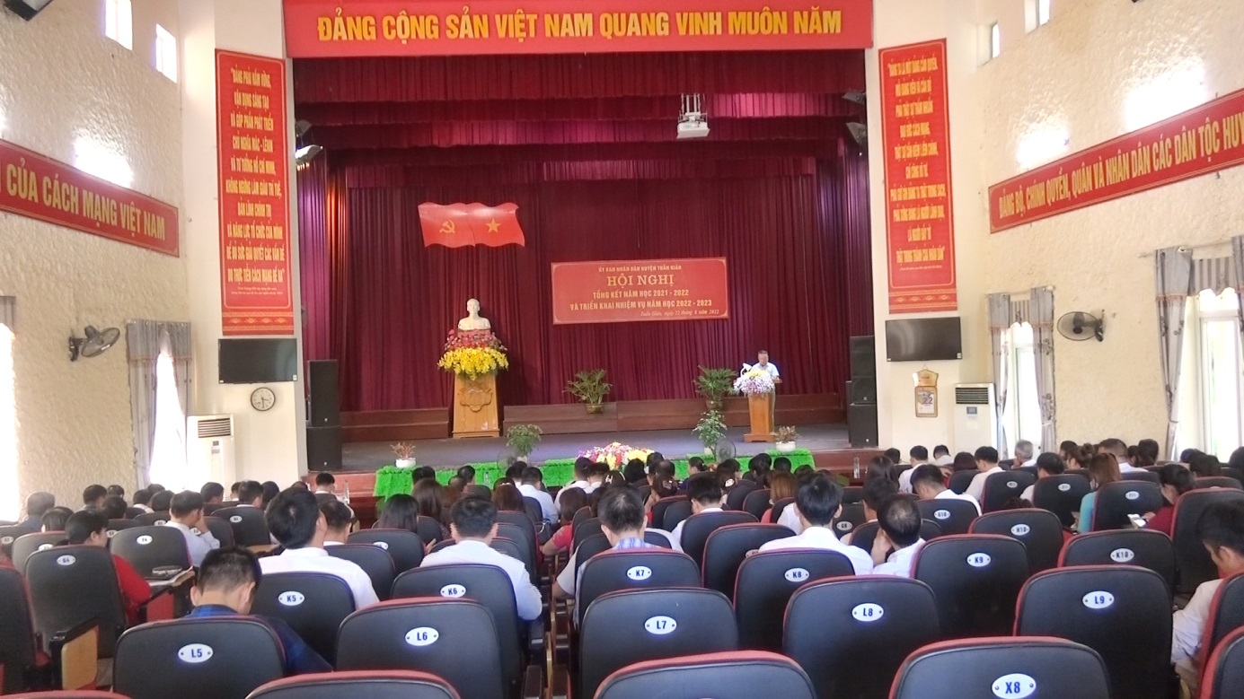 Tuần Giáo tổng kết năm học 2021-2022 và triển khai nhiệm vụ năm học 2022-2023
