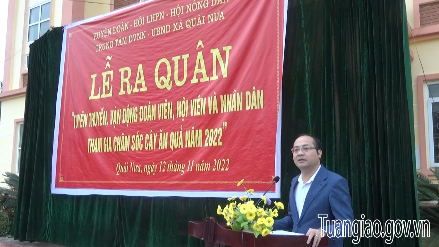 Lễ ra quân tuyên truyền, vận động đoàn viên, hội viên và nhân dân tham gia chăm sóc cây ăn quả năm 2022