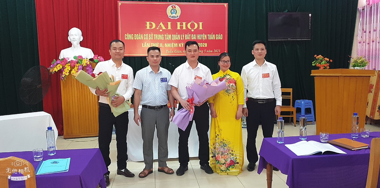 Đại hội CĐCS Trung tâm Quản lý đất đai khóa II thành công tốt đẹp