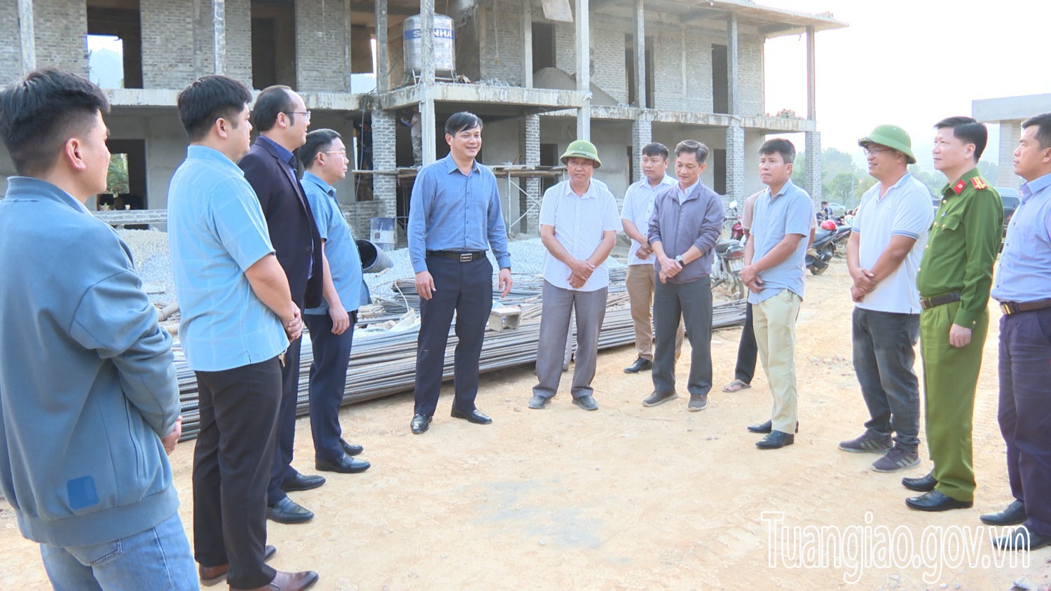 Thường trực Huyện uỷ Tuần Giáo kiểm tra tiến độ Các dự án công trình trọng điểm của huyện