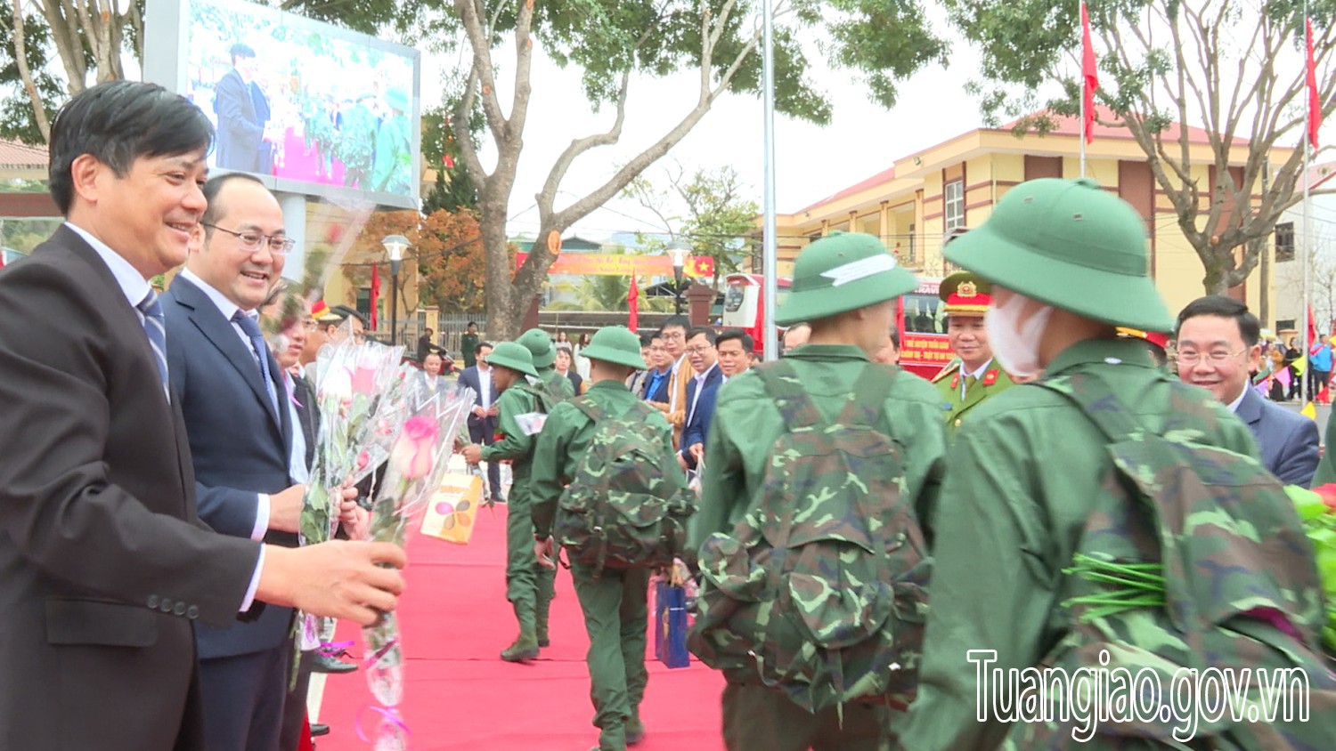 Huyện Tuần Giáo tổ chức thành công Lễ giao nhận quân năm 2024