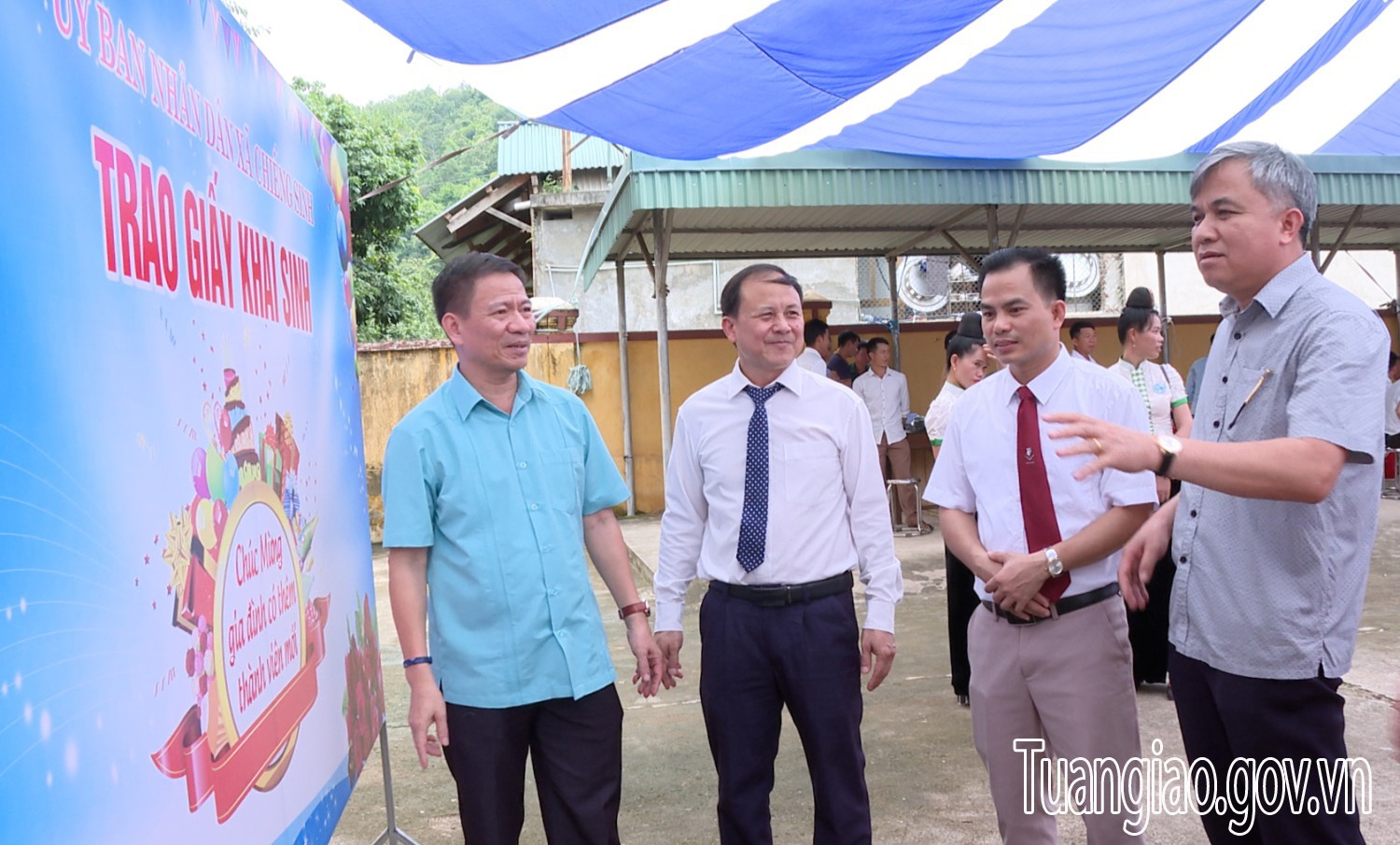 Huyện Tuần Giáo ra mắt mô hình điểm “Chính quyền thân thiện” xã Chiềng Sinh