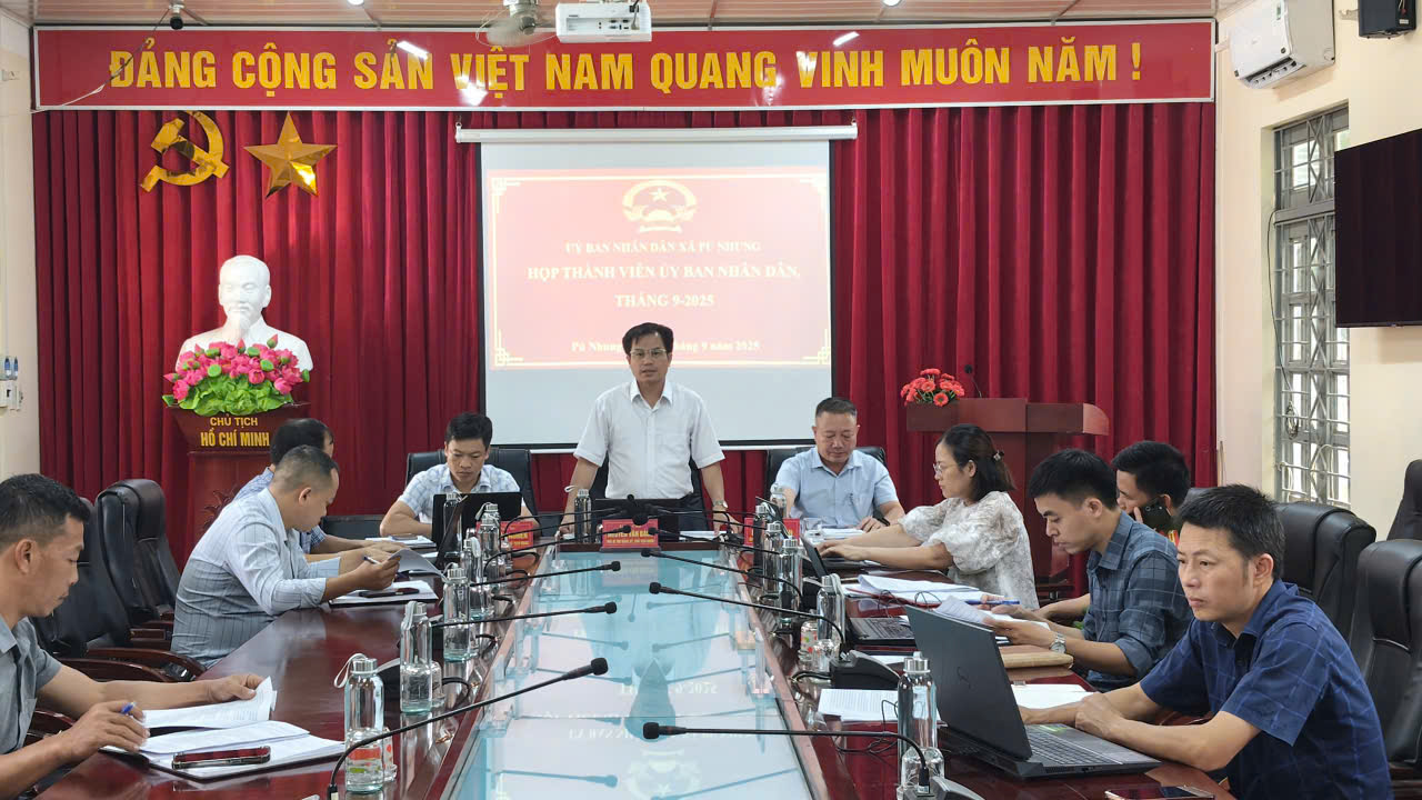 UBND XÃ PÚ NHUNG HỌP THÀNH VIÊN UBND THÁNG 9/2025 - LẦN 1