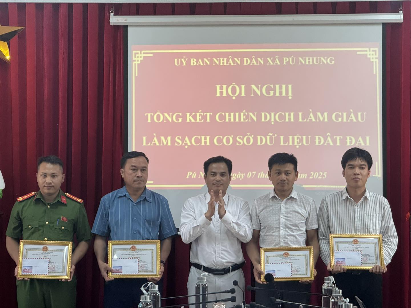 Xã Pú Nhung tổ chức Hội nghị tổng kết chiến dịch...