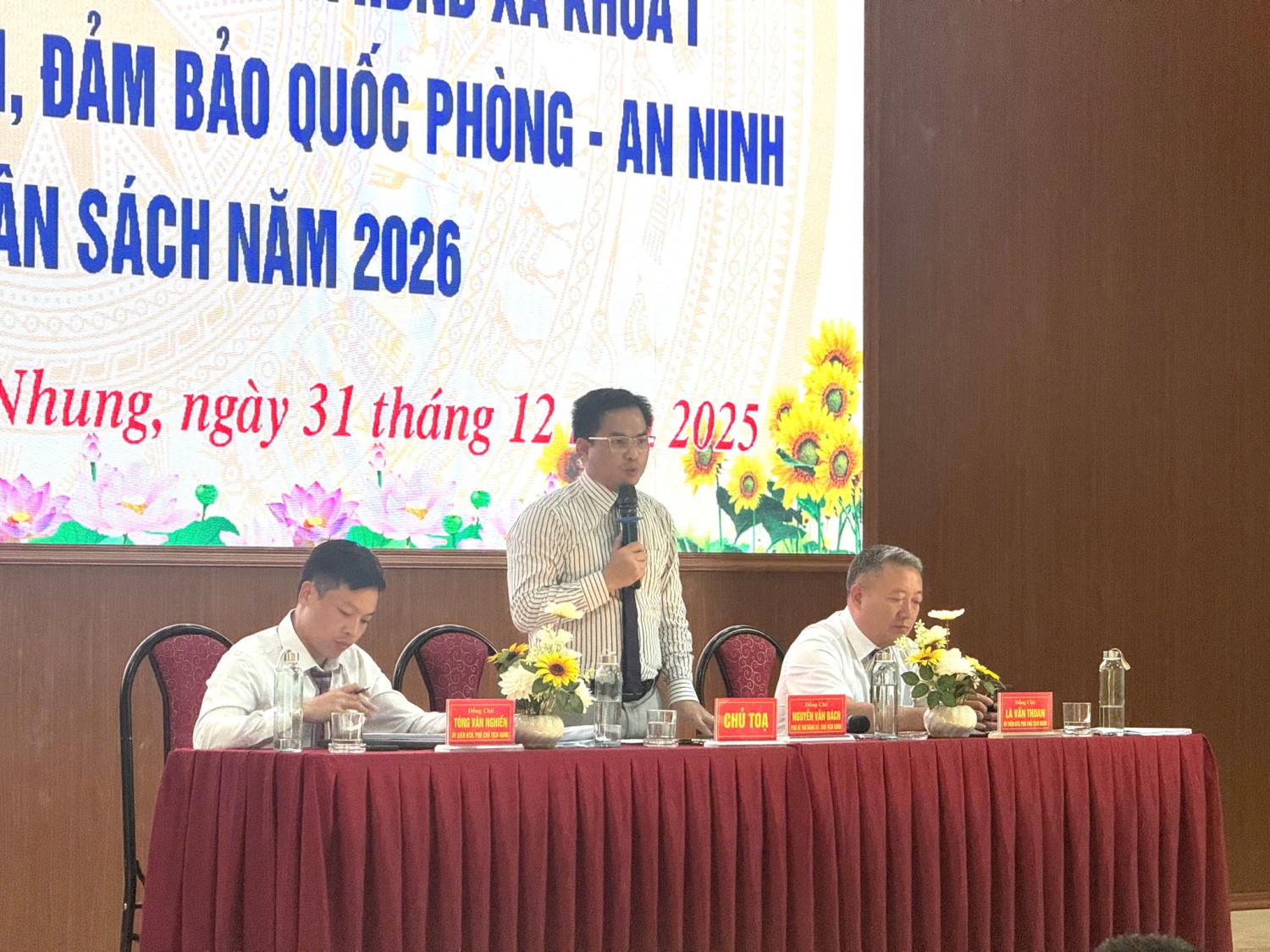 Hội nghị triển khai nghị quyết của Đảng ủy, HĐND...