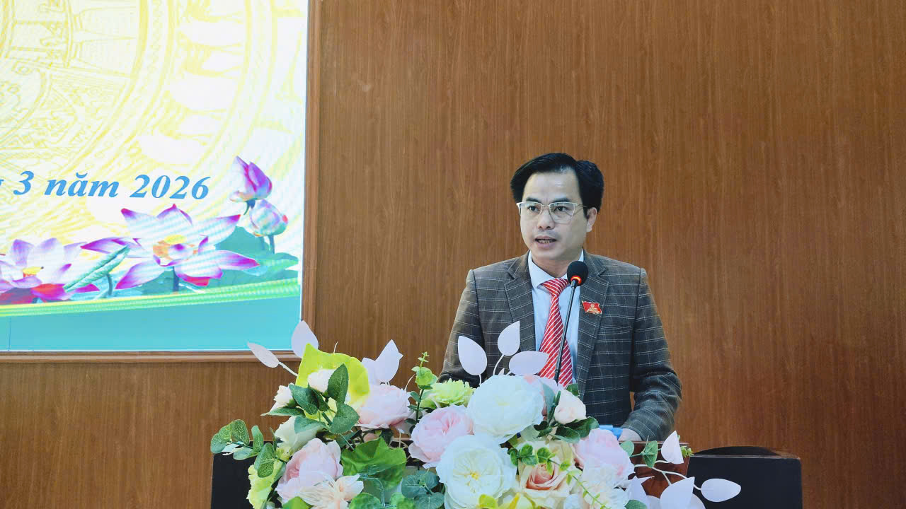 Đồng chí Nguyễn Văn Bách tái đắc cử Chủ tịch UBND...